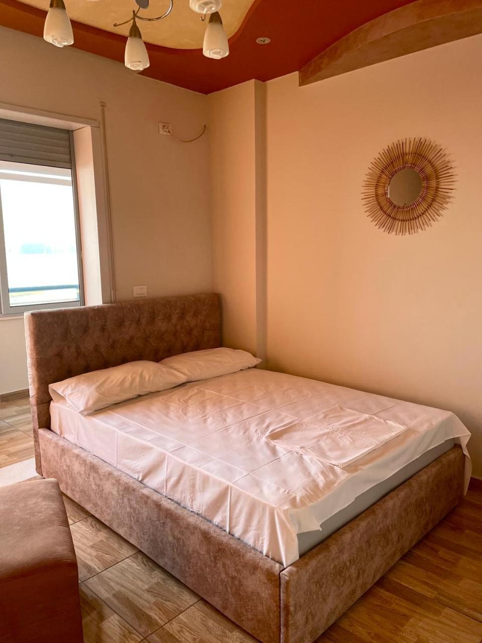 Cozy Beachfront Room Durrës 외부 사진